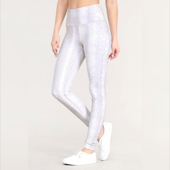 Mono B Pants - Pale Snake Print Highwaist Leggings
